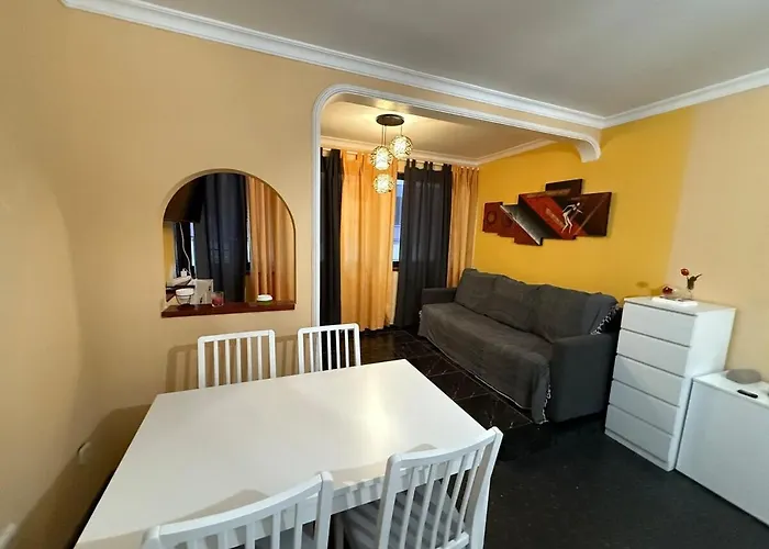 Right On The 大加那利岛拉斯帕尔马斯